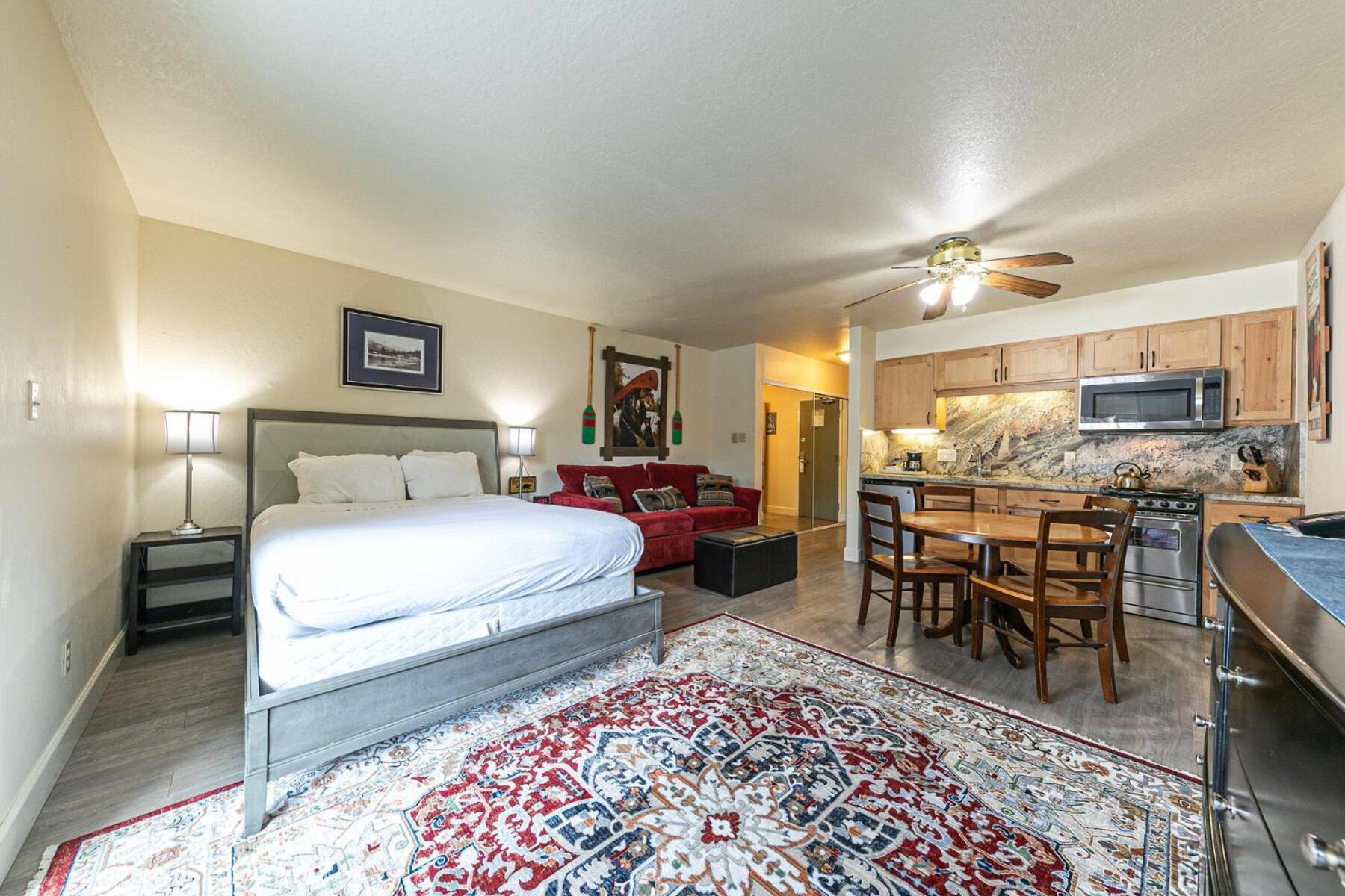 Charming Queen Studio Deluxe W/Balcony #233 At Donner Lake Village Truckee Exteriér fotografie